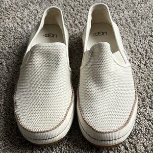 UGG White Flats with Textured Fabric and Elastic Goring